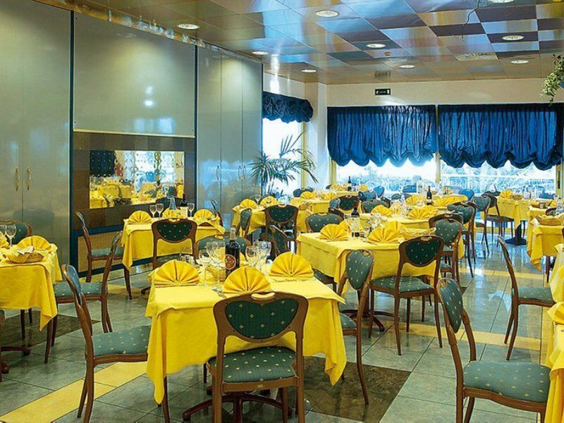 Hotel Caravelle&Minicaravelle Lido di Jesolo Exterior photo